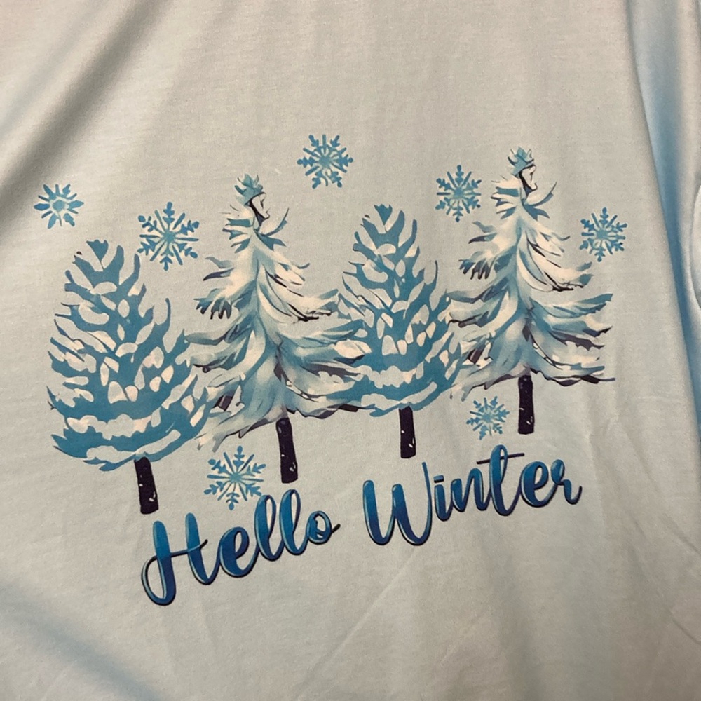 2x winter theme sweatshirt